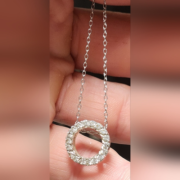 925 STERLING SILVER HALO CIRCLE O PENDANT NECKLACE - Picture 6 of 11